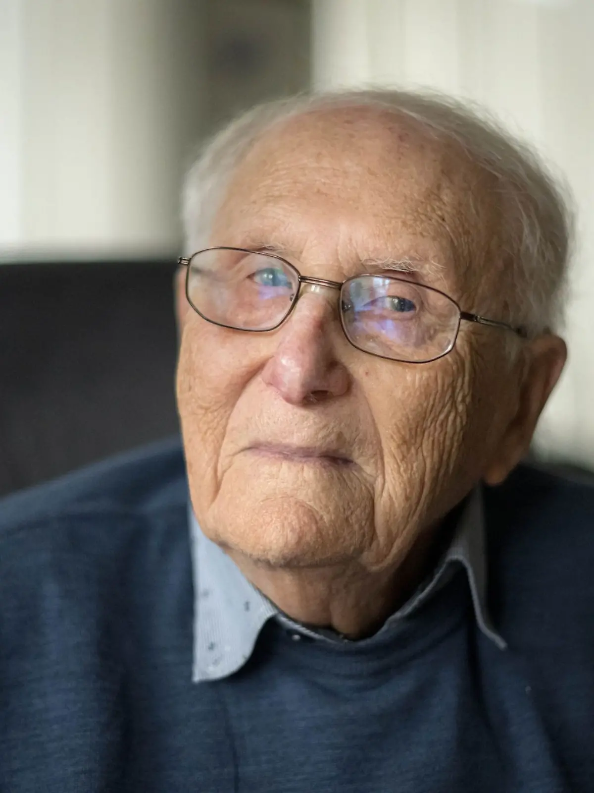 Bild zu: "Holocaust-Überlebender will Verdienstkreuz zurückgeben "
