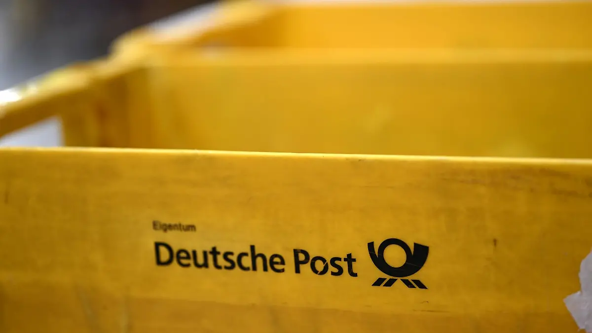Auch in Hessen muss in den kommenden Tagen mit Verzögerungen bei der Paketzustellung gerechnet werden. Grund sind weitere Warnstreiks bei der Post.