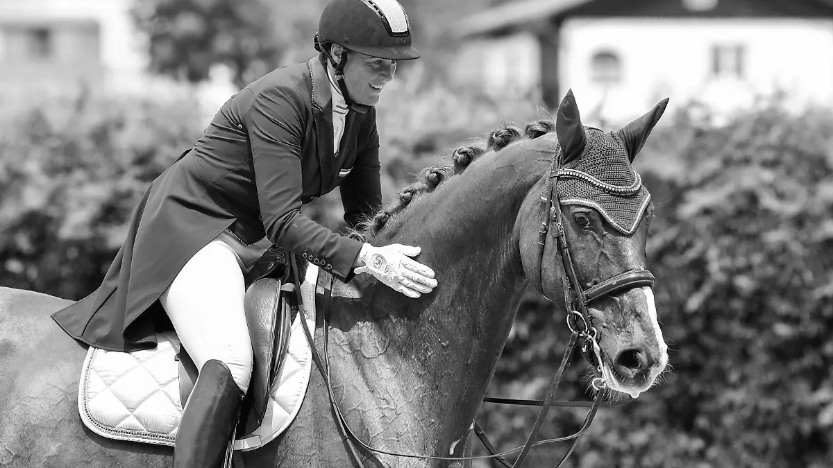 Amanda Hartung auf ihrem Pferd Fürst Flipper beim CDI4 Achleiten Dressage Grand Prix 2021