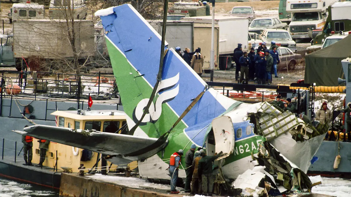 Bereits 1982 stürzt ein Flugzeug in den Potomac River. 