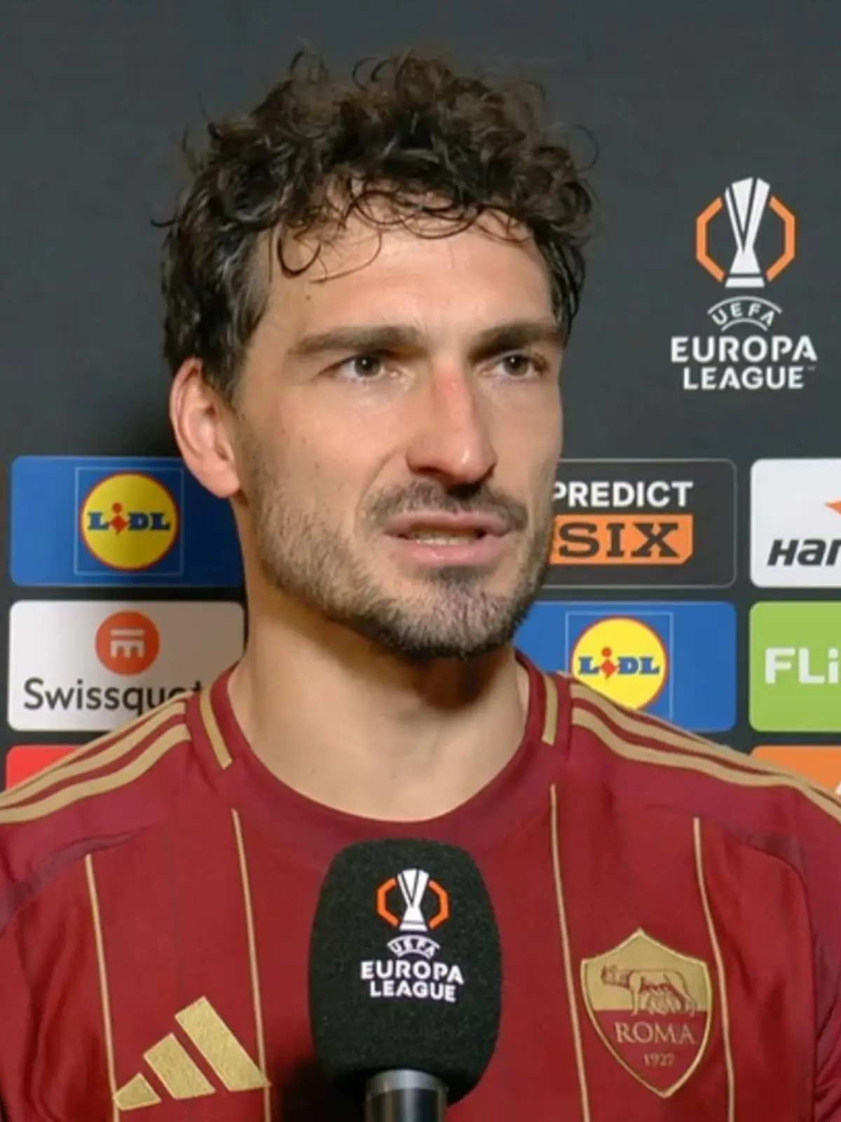 Bild zu: "Hummels will  „Duell gegen Frankfurt wiederholen""