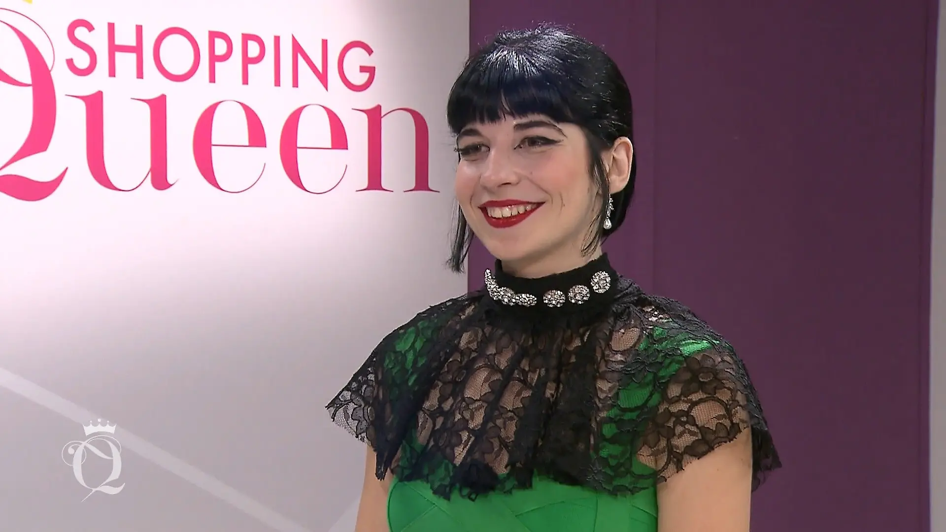 Beim Outfit hat Luisa es richtig krachen lassen Wie erwartet