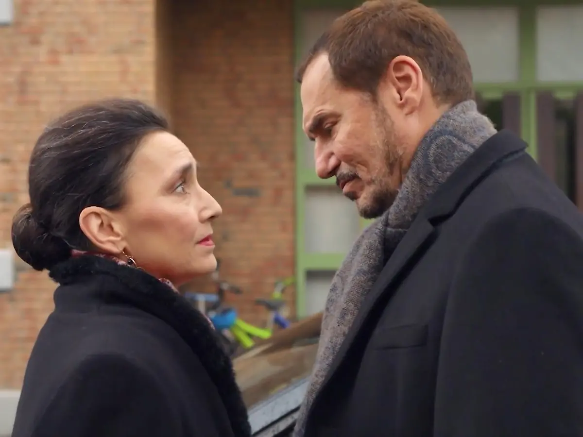AWZ-Folge vom 06.02.25 auf RTL+: Simone versucht, Richard zum Bleiben zu  bewegen