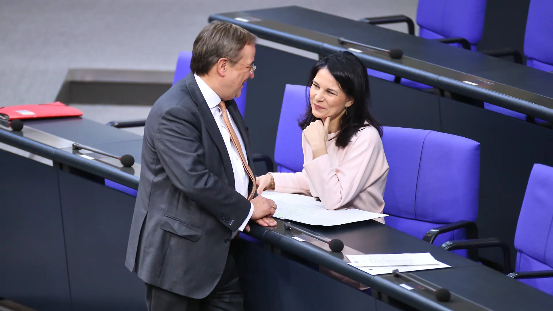 Armin Laschet und Annalena Baerbock feierten vor der umstrittenen Abstimmung.