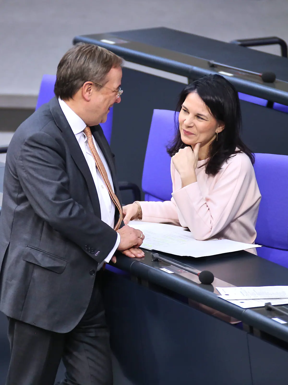 Armin Laschet und Annalena Baerbock feierten vor der umstrittenen Abstimmung.