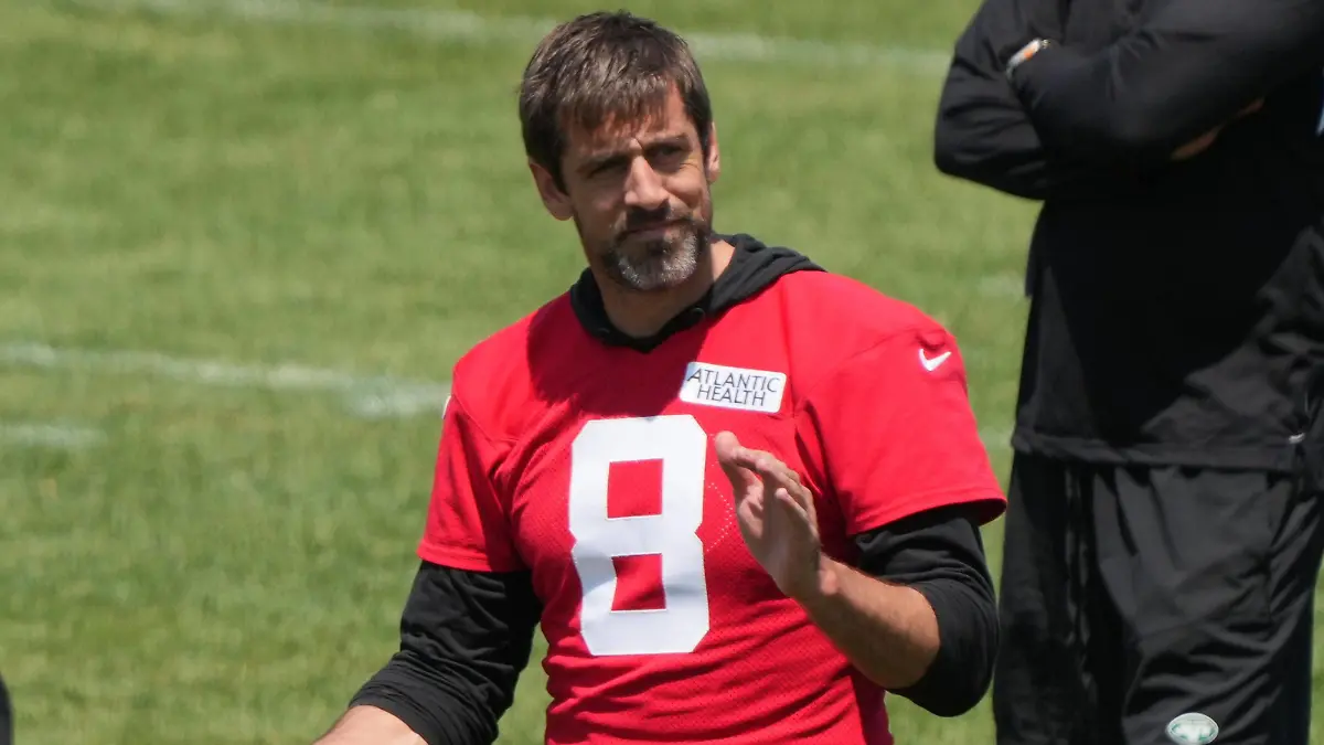 Syndication: The Record Florham Park, NJ May 31, 2023 -- Quarterback, Aaron Rodgers on the last day of Jets OTA s. , EDITORIAL USE ONLY PUBLICATIONxINxGERxSUIxAUTxONLY Copyright: xChrisxPedota,xNorthJersey.comx 20793146