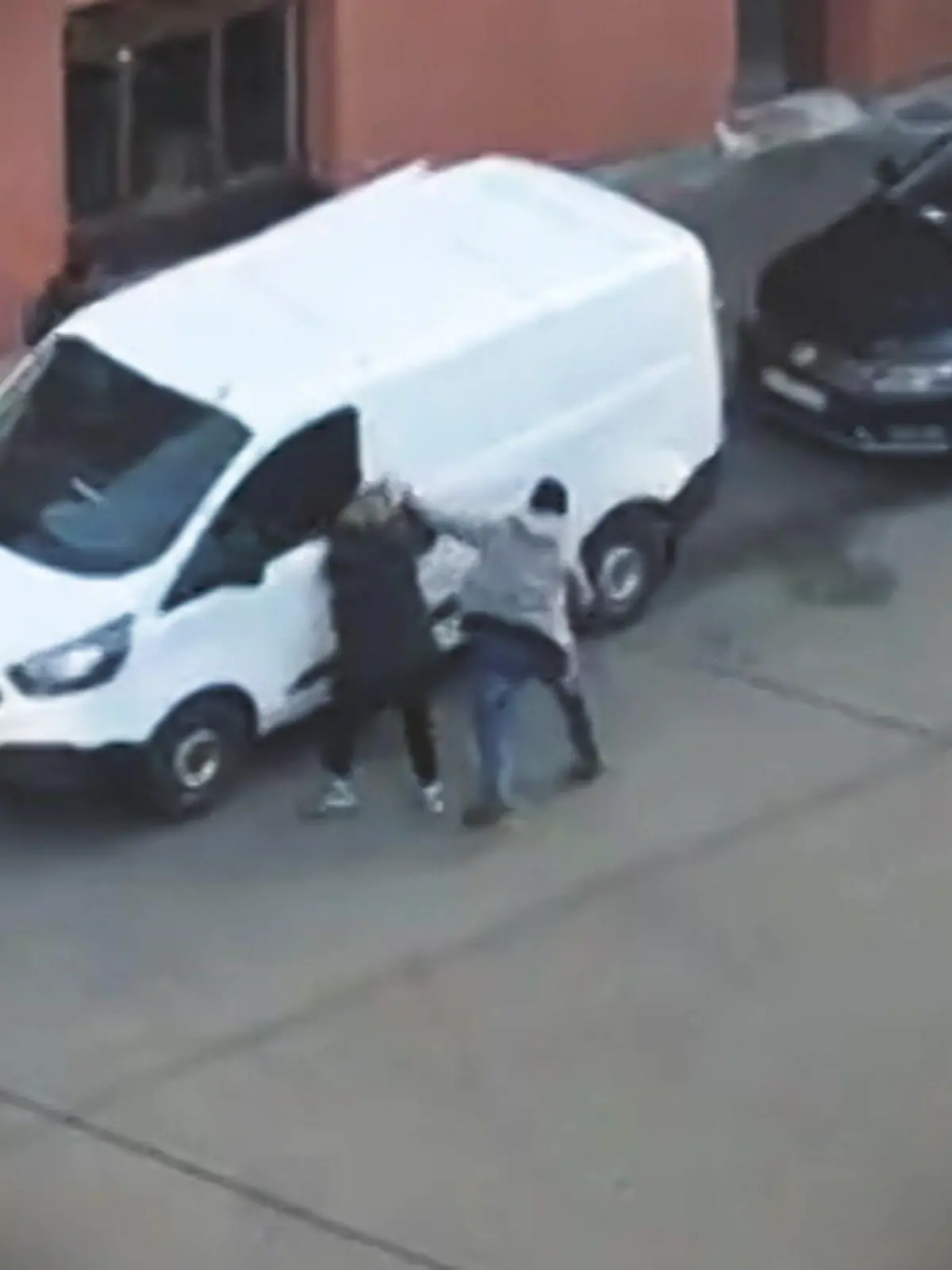 Bild zu: "Vater und Tochter in Prag gefasst"