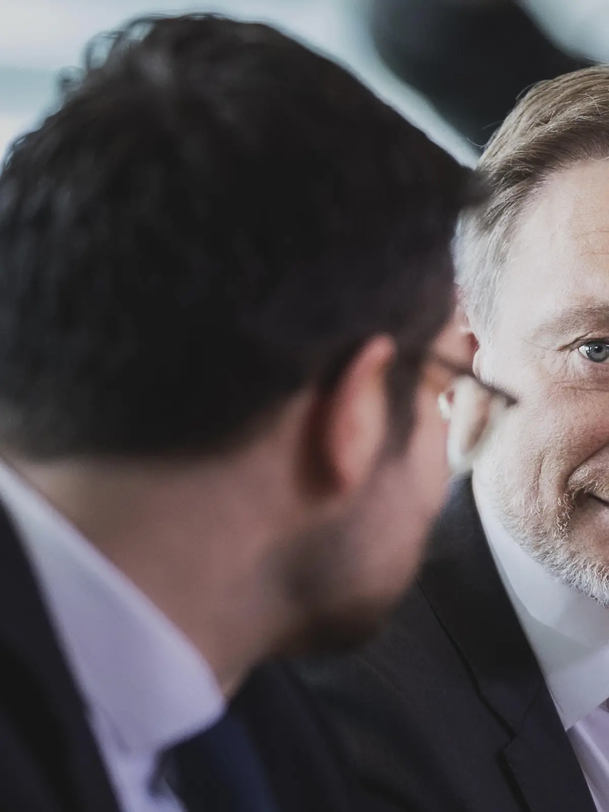 (L-R) Marco Buschmann (FDP), Bundesminister der Justiz, und Christian Lindner (FDP), Bundesminister der Finanzen, aufgenommen im Rahmen der woechentlichen Sitzung des Kabinetts in Berlin, 03.05.2023.