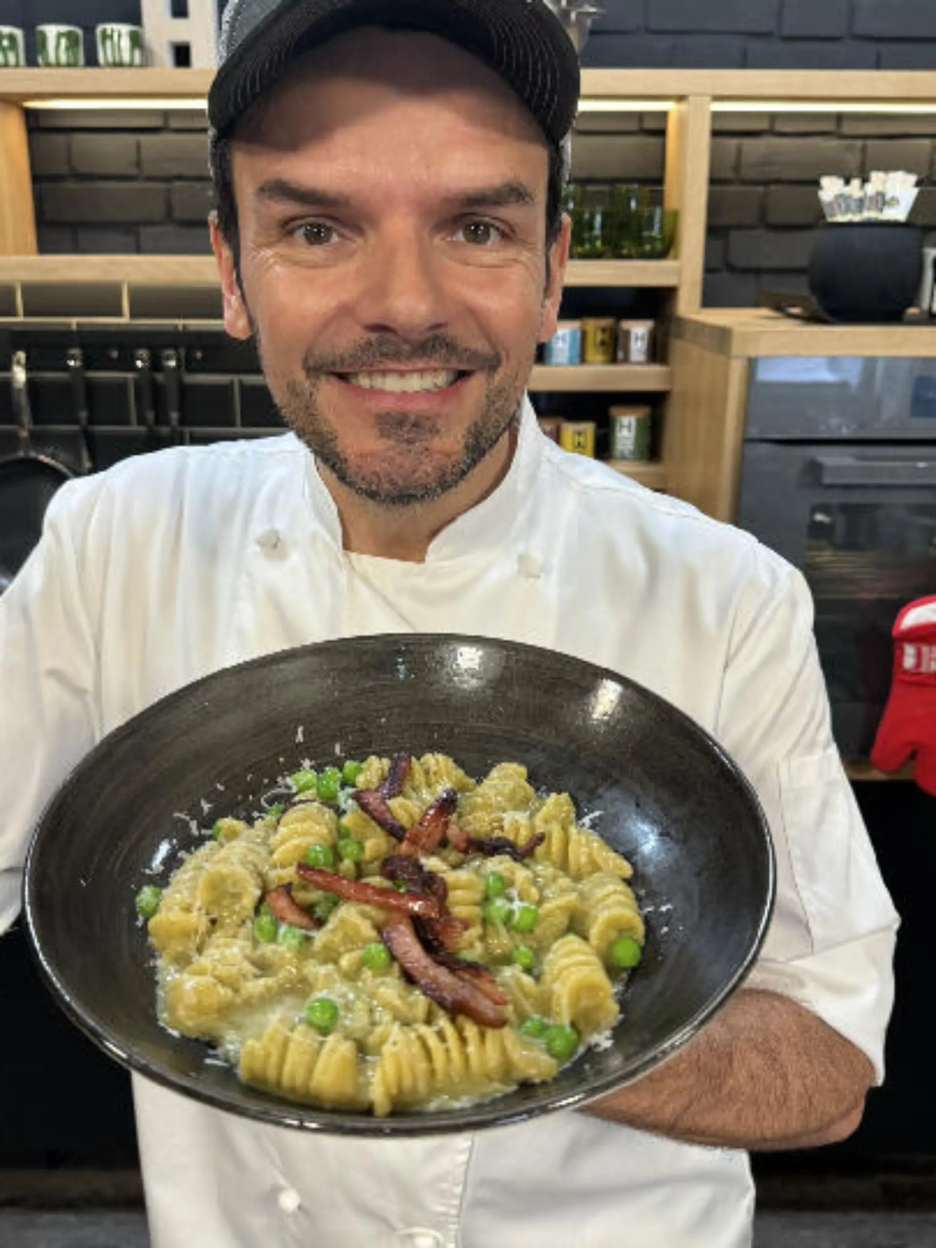 Bild zu: "Alles im grünen Bereich! Hensslers One-Pot-Pasta rockt den Topf"
