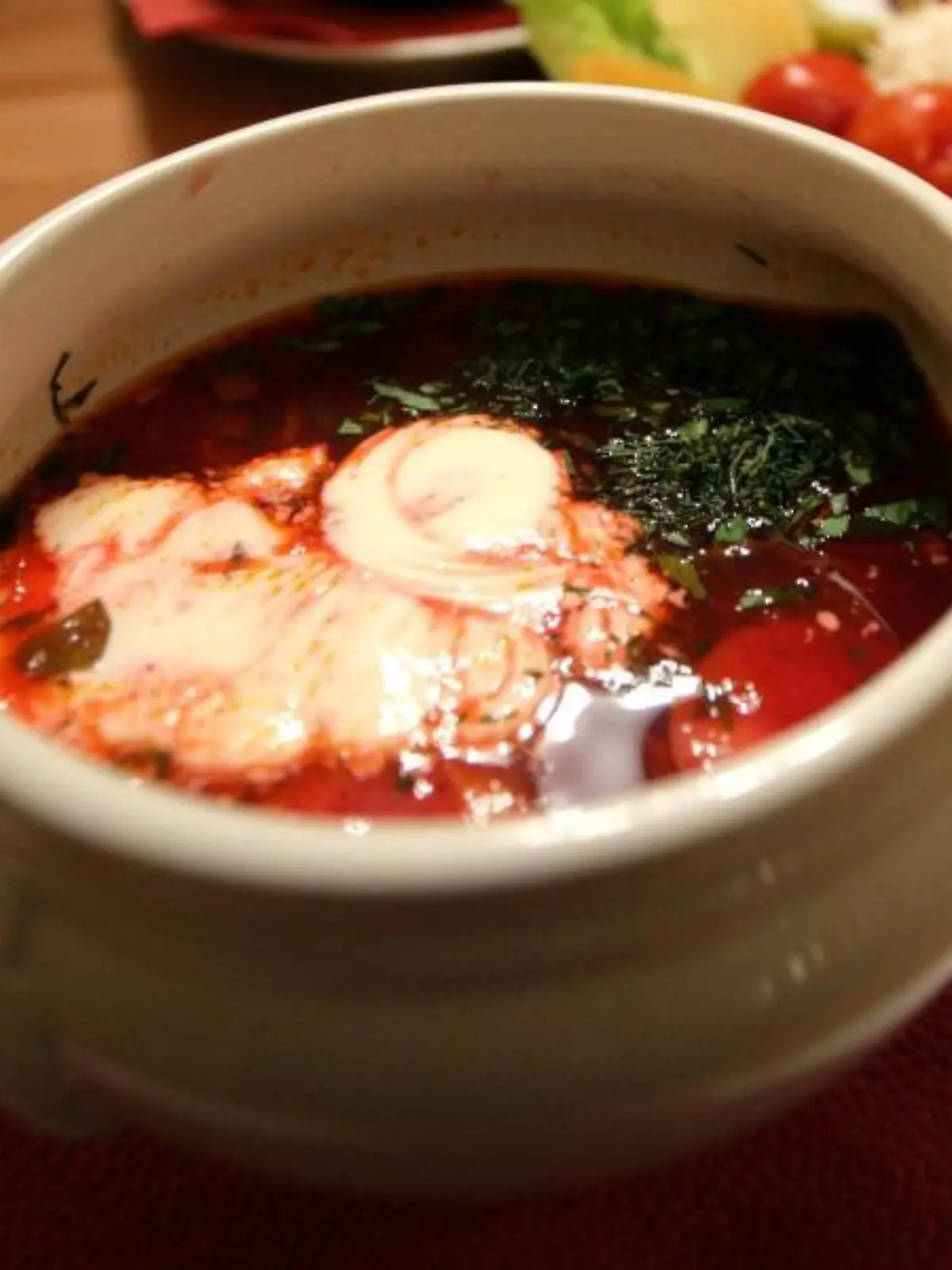 Die kräftige Suppe gehört in Russland schon seit Jahrhunderten zu den beliebtesten Gerichten. Foto: Johannes Eisele