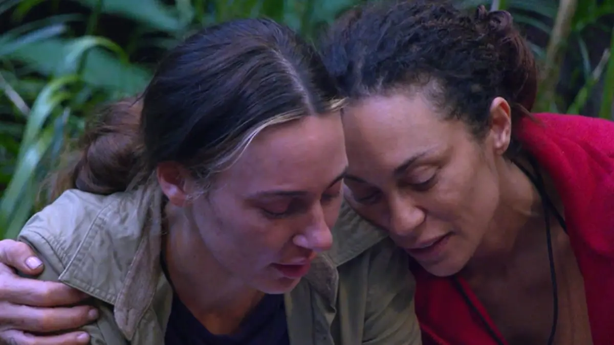Alessia Herren vermisst ihre Tochter im Dschungelcamp und Lilly Becker tröstet sie