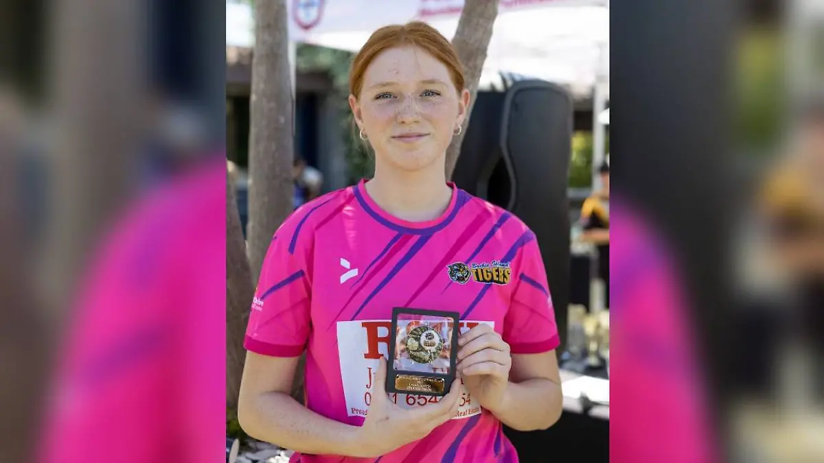 Charlize war durch ihre liebevolle Art eine Inspiration für alle in ihrem Fußballclub!
