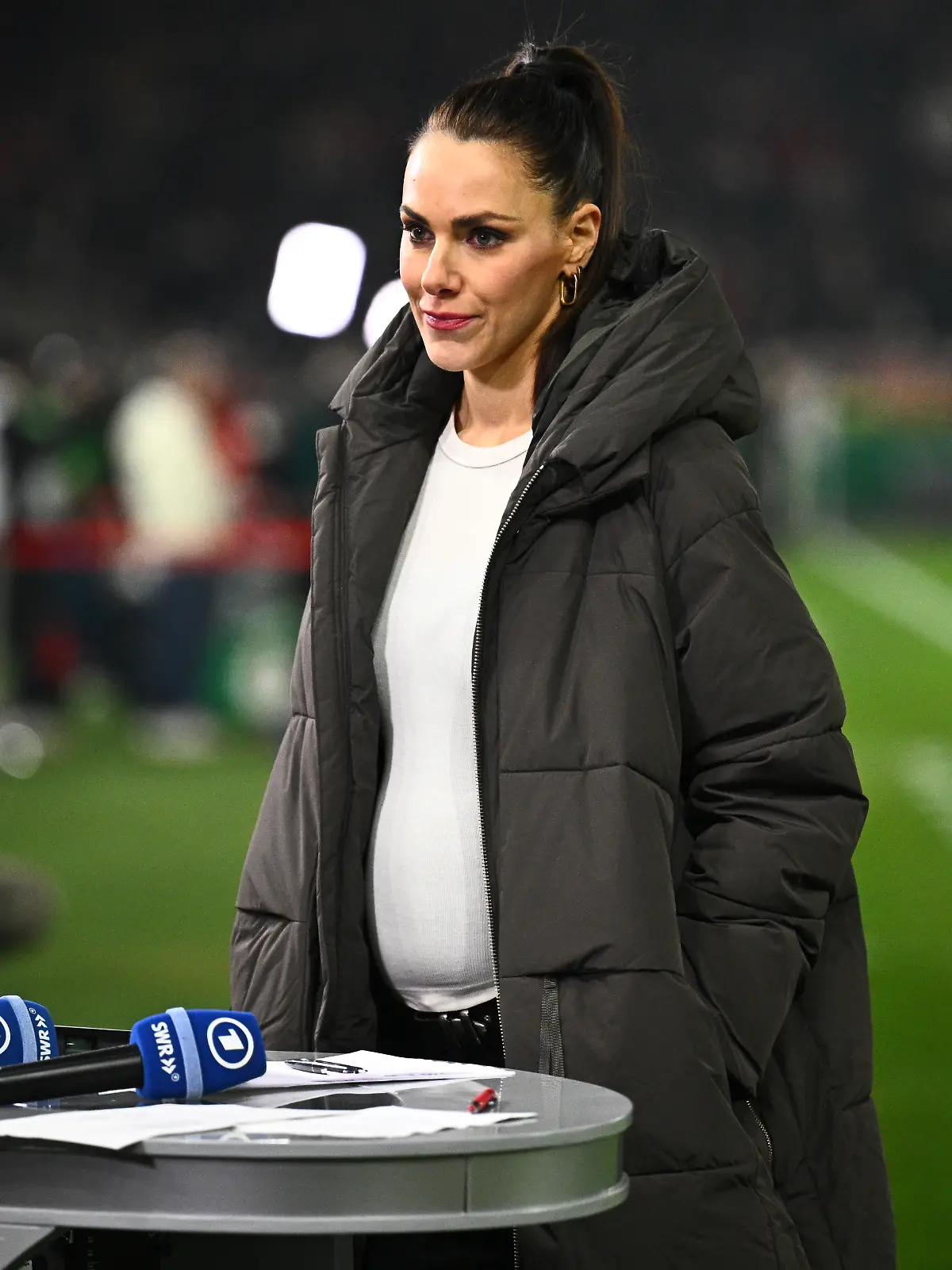 ARD-Moderatorin Esther Sedlaczek ist erneut schwanger.