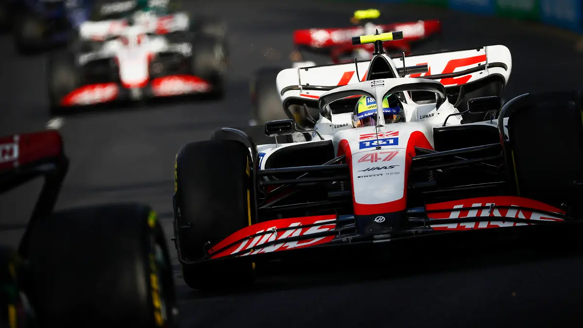  Formula 1 2022: Australian GP MELBOURNE GRAND PRIX CIRCUIT, AUSTRALIA - APRIL 10: Mick Schumacher, Haas VF-22 during the Australian GP at Melbourne Grand Prix Circuit on Sunday April 10, 2022 in Melbourne, Australia. Photo by Carl Bingham / LAT Images Images PUBLICATIONxINxGERxSUIxAUTxHUNxONLY GP2203_141300_X4I3774