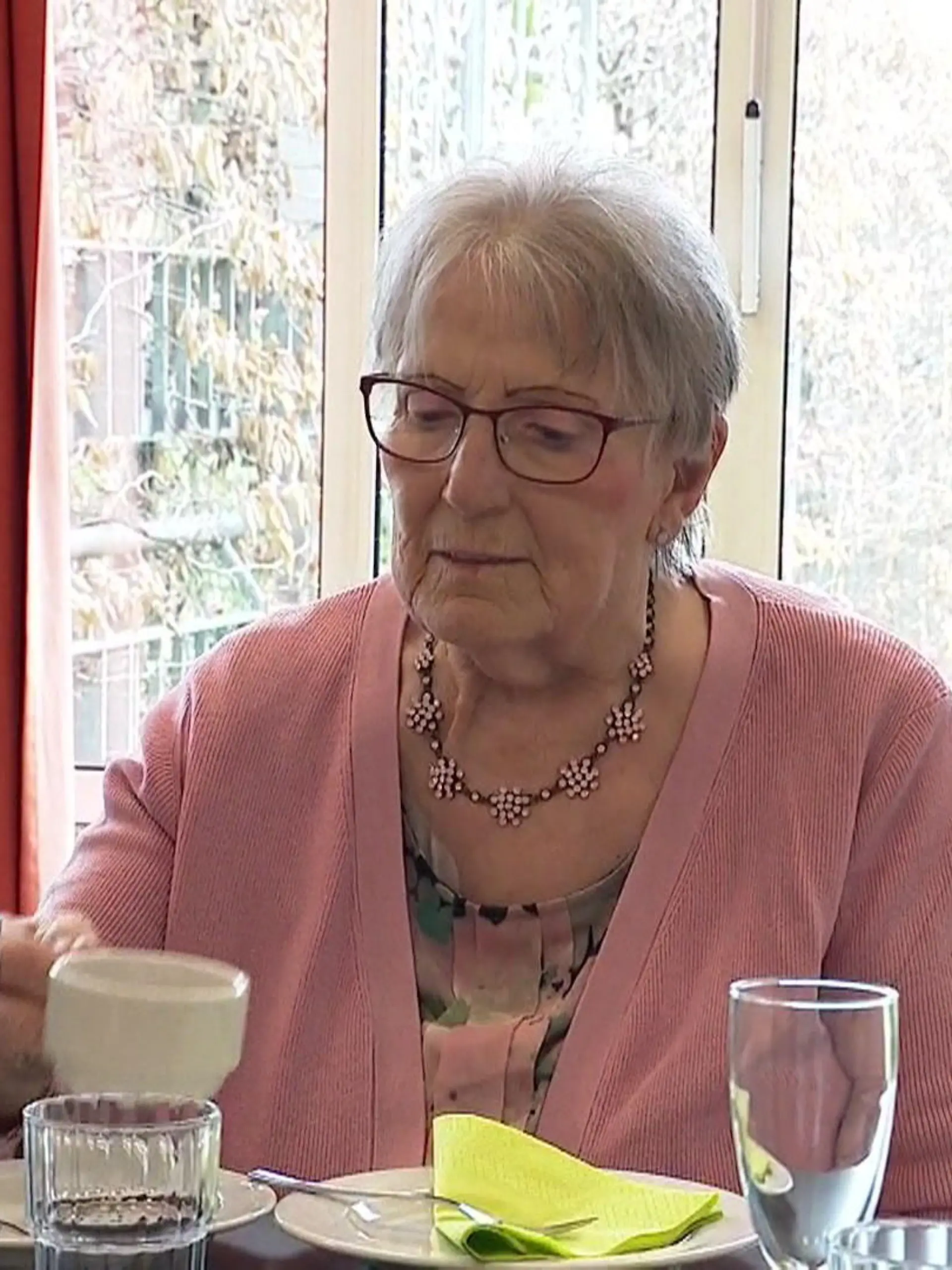 Bild zu: "Pflegeheimkosten"