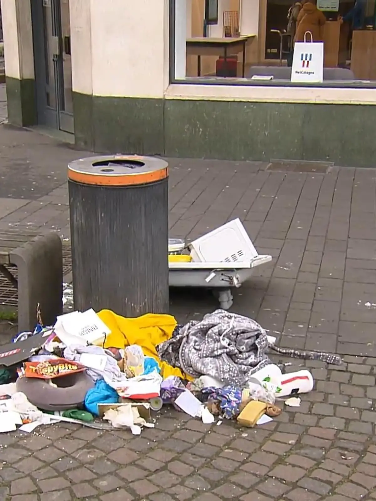 Bild zu: "Streit um Einwegverpackungen"