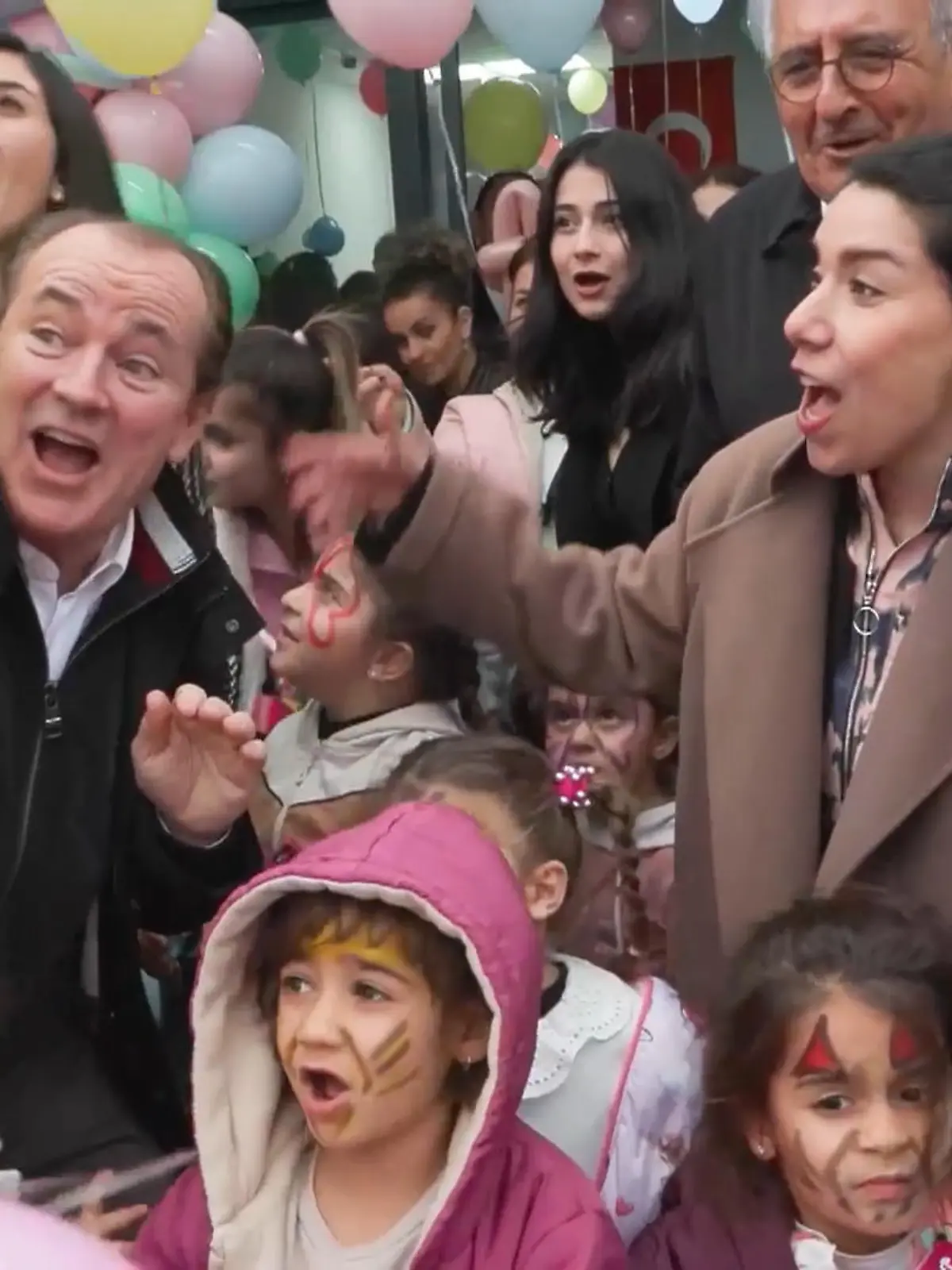 Bild zu: "Weltkinderkita in Hatay eröffnet"