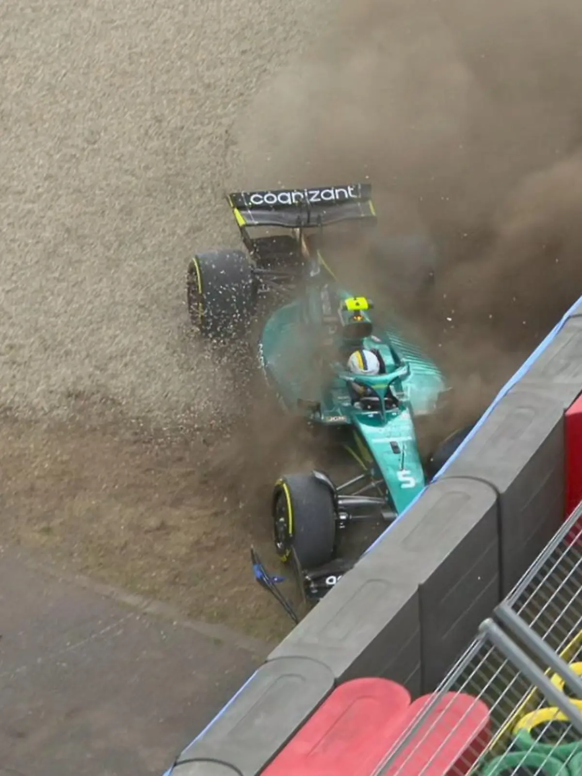 Sebastian Vettel crasht in Australien.