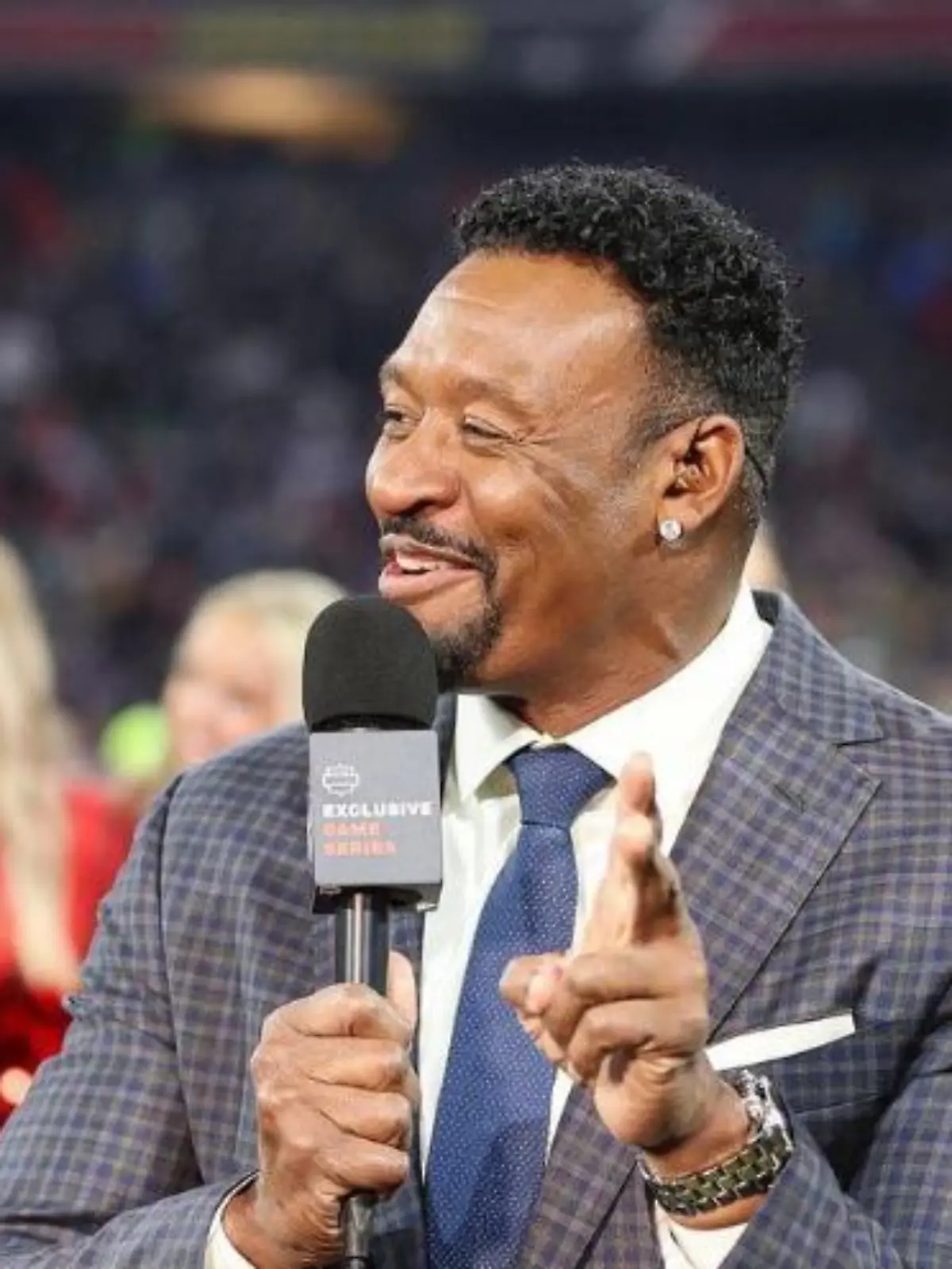 Willie McGinest (51) beim Munich Game als NFL-Analyst