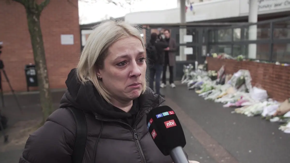 Maria, selbst Mutter von vier Kindern, kann nicht glauben, was in der beschaulichen Gemeinde passiert ist.
