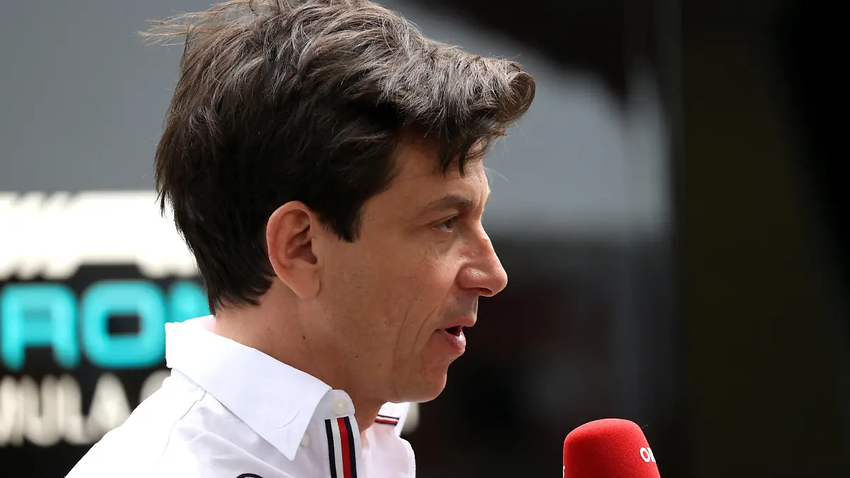 Formula One F1 - Australian Grand Prix - Melbourne Grand Prix Circuit, Melbourne, Australia - April 9, 2022 Mercedes Team Principle Toto Wolff before practice REUTERS/Loren Elliott