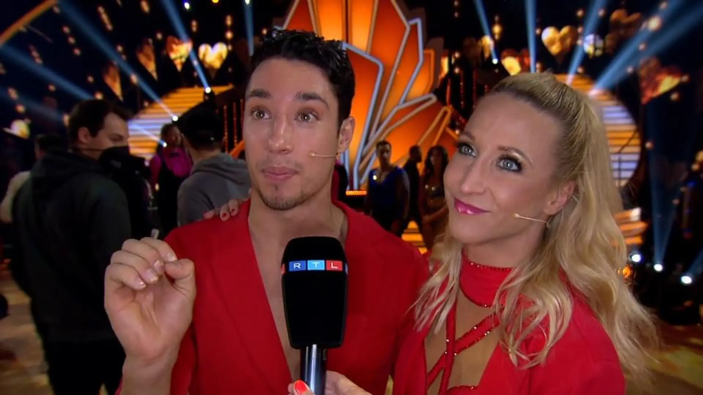René und Kathrin übertreffen sich Woche für Woche Hohes Risiko bei "Let's Dance"