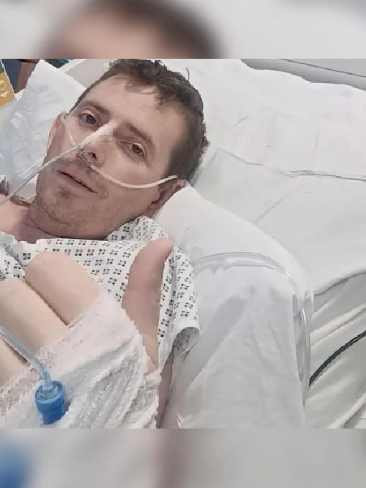 Matt Jones im Krankenhaus
