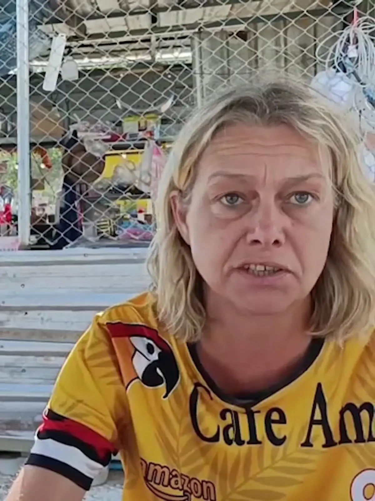 Melanie Urnitwagen (r.) berichtet von ihrem Abenteuer 