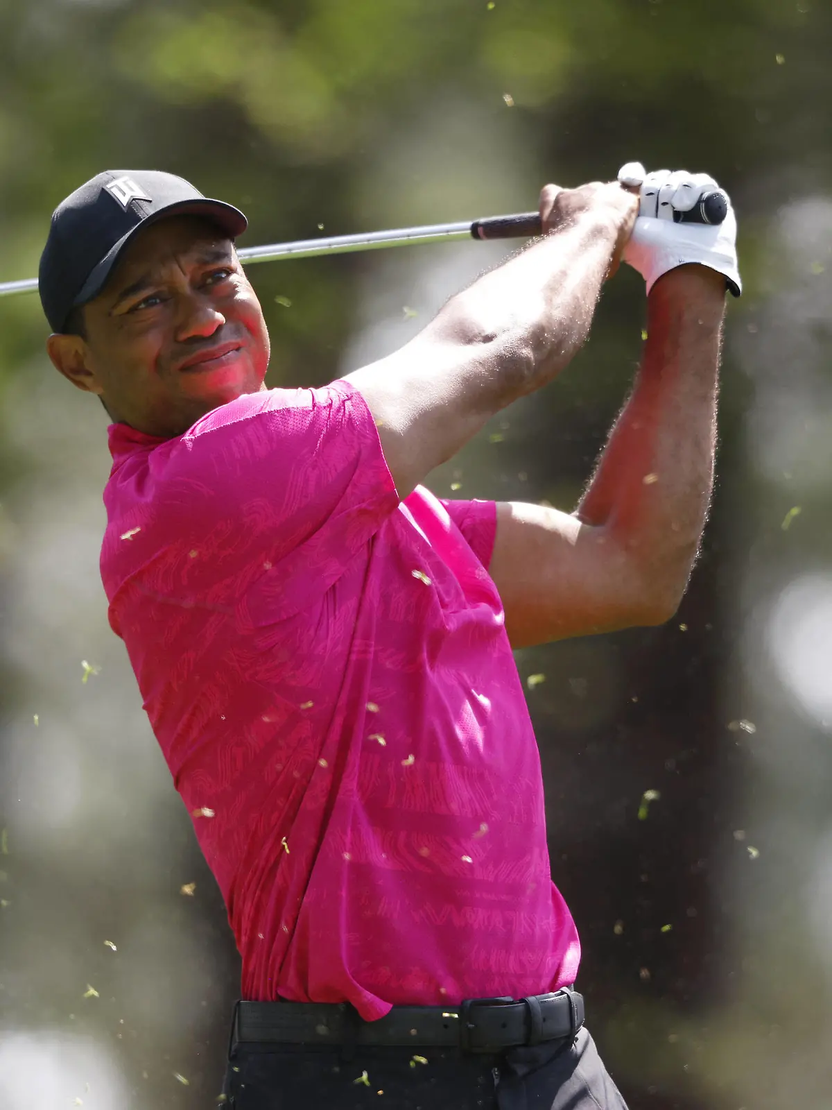  Tiger Woods hits his tee shot on the 4th hole in the first round of The Masters golf tournament at Augusta National Golf Club in Augusta, Georgia on Thursday, April 7, 2022. PUBLICATIONxINxGERxSUIxAUTxHUNxONLY AUG20220407101 JOHNxANGELILLO