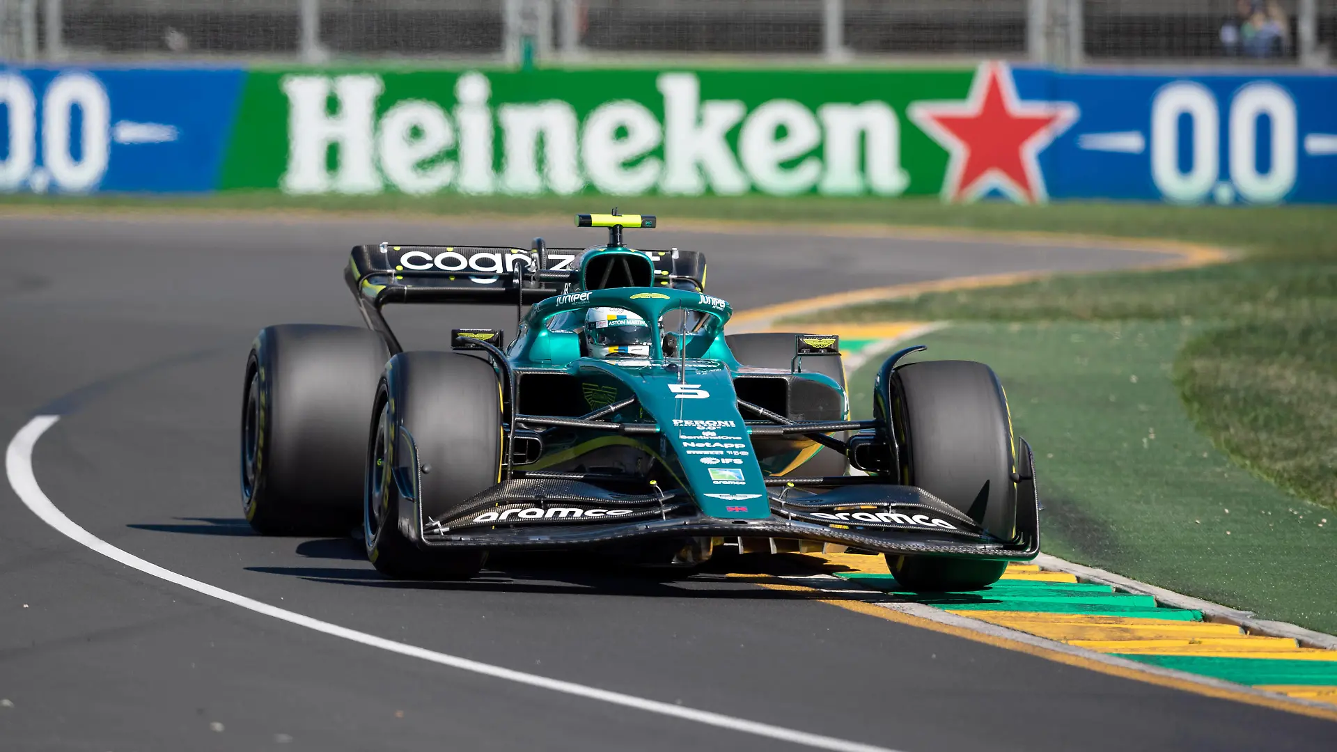 MELBOURNE, AUSTRALIA - APRIL 08: Sebastian Vettel 5 of Germany and Aston Martin Aramco Cognizant F1 Team during the Australian Formula One Grand Prix at Albert Park on April 08, 2022 in Melbourne, Australia. Photo by Steven Markham/Icon Sportswire AUTO: APR 08 F1 - Australian Grand Prix Icon22040812431
