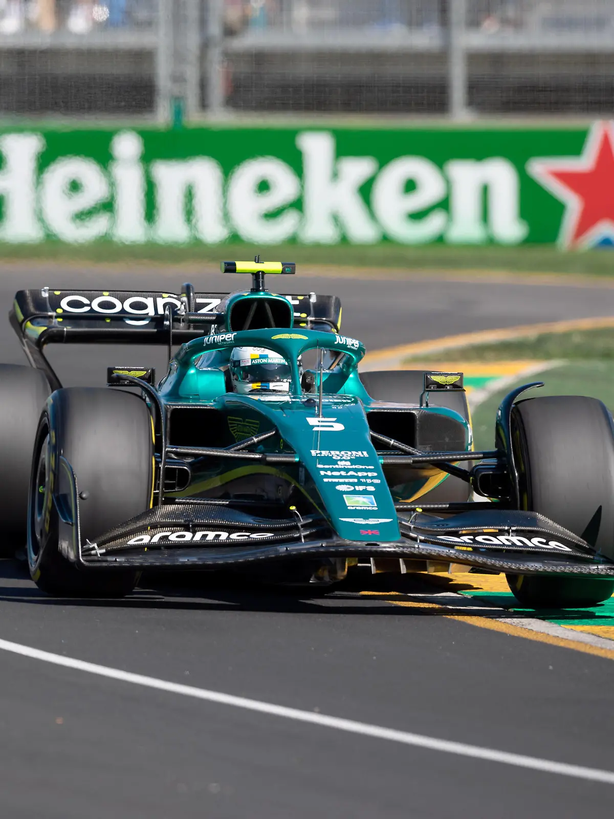  MELBOURNE, AUSTRALIA - APRIL 08: Sebastian Vettel 5 of Germany and Aston Martin Aramco Cognizant F1 Team during the Australian Formula One Grand Prix at Albert Park on April 08, 2022 in Melbourne, Australia. Photo by Steven Markham/Icon Sportswire AUTO: APR 08 F1 - Australian Grand Prix Icon22040812431