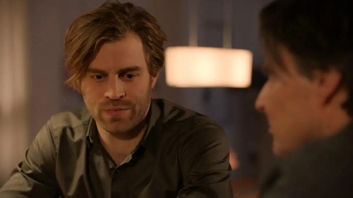 GZSZ-Wochenvorschau Teil 3: Julian erlebt einen nahen Moment mit Vater Jo