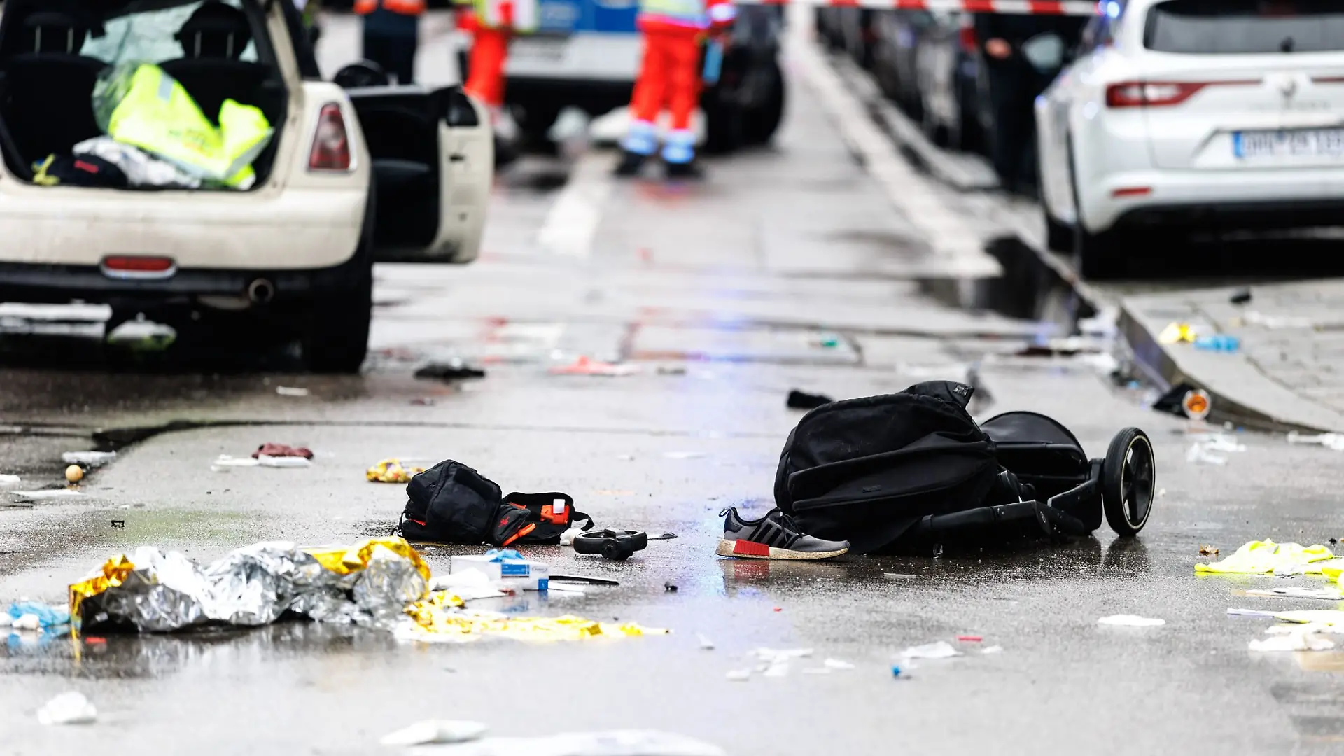 In München war am Donnerstag ein Auto in eine Menschengruppe gefahren.