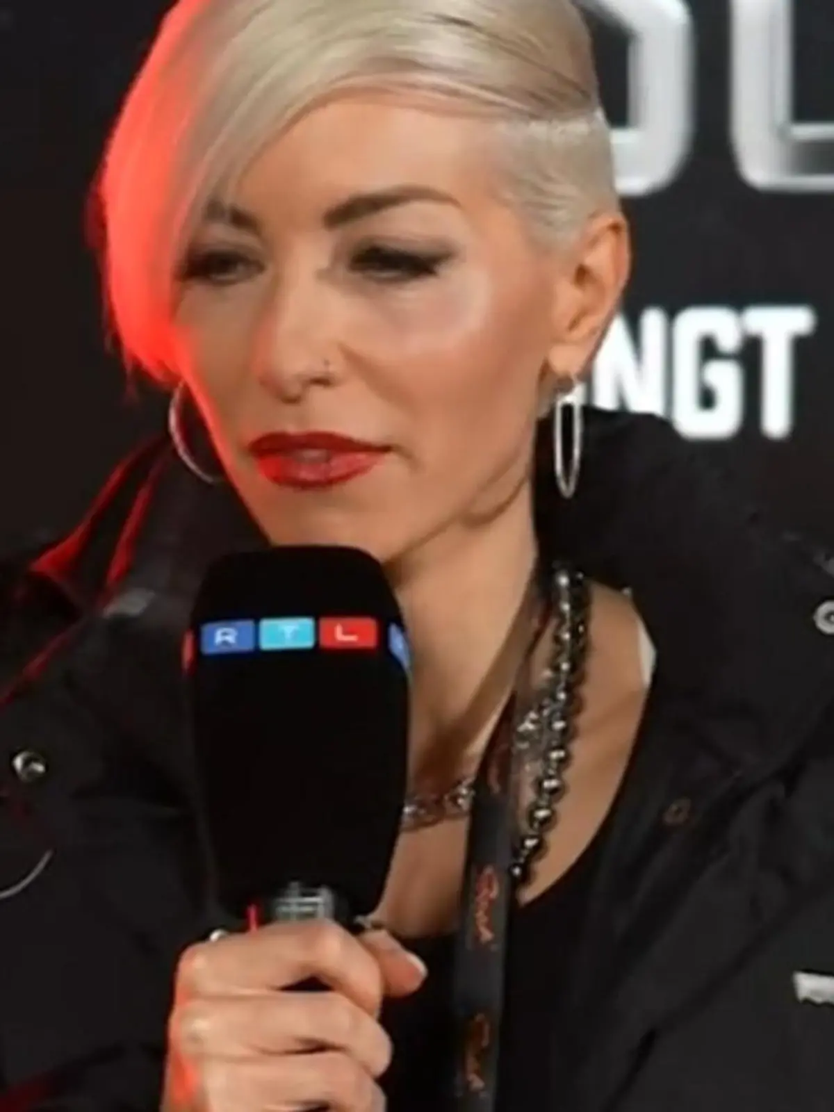 Bild zu: "SIE hat schon einen Song mit SIDO gemacht"