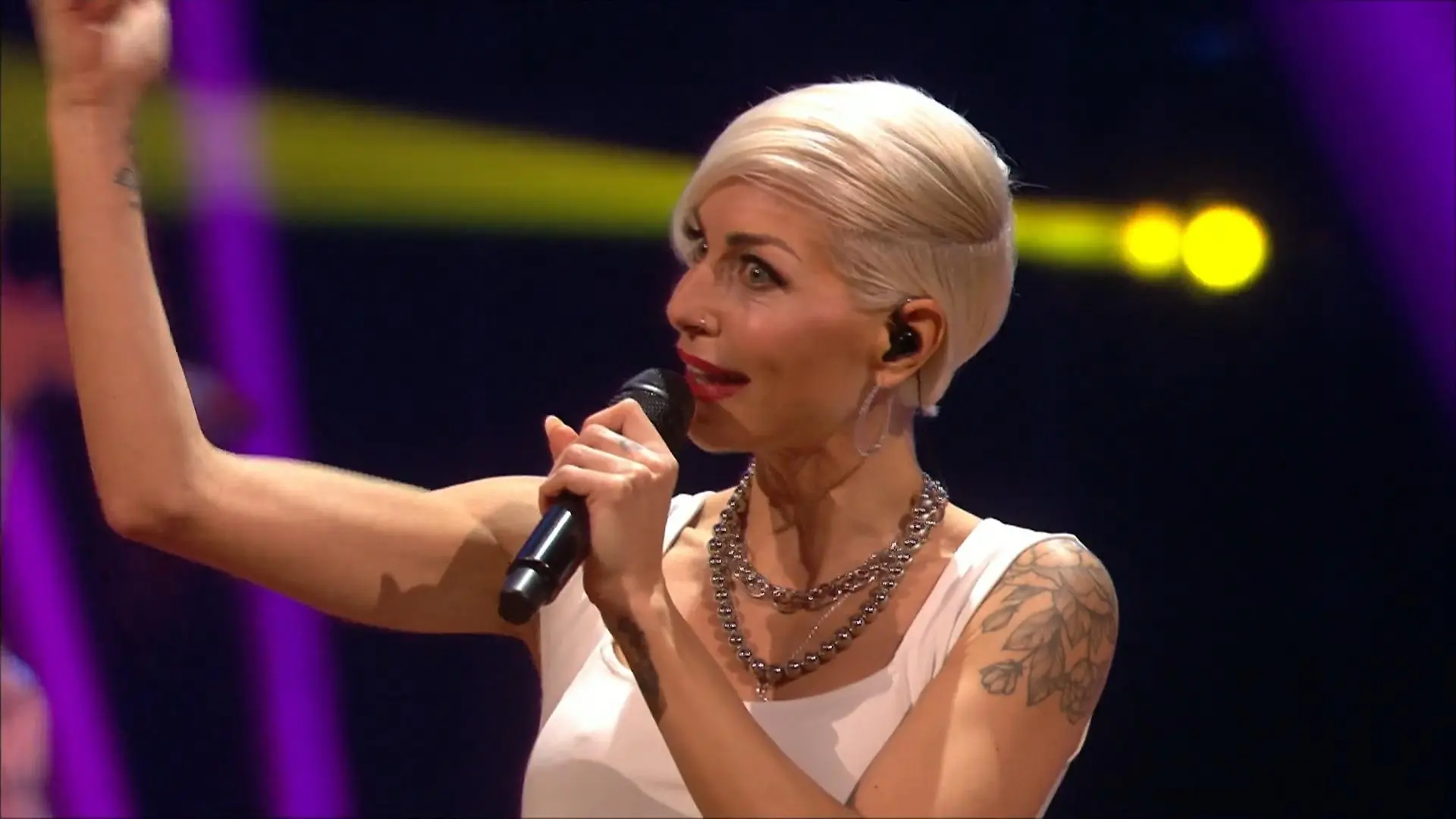 „Easy“ - FANNIE macht sich die Welt, wie sie ihr gefällt Chefsache ESC 2025: SIE sorgt für gute Laune