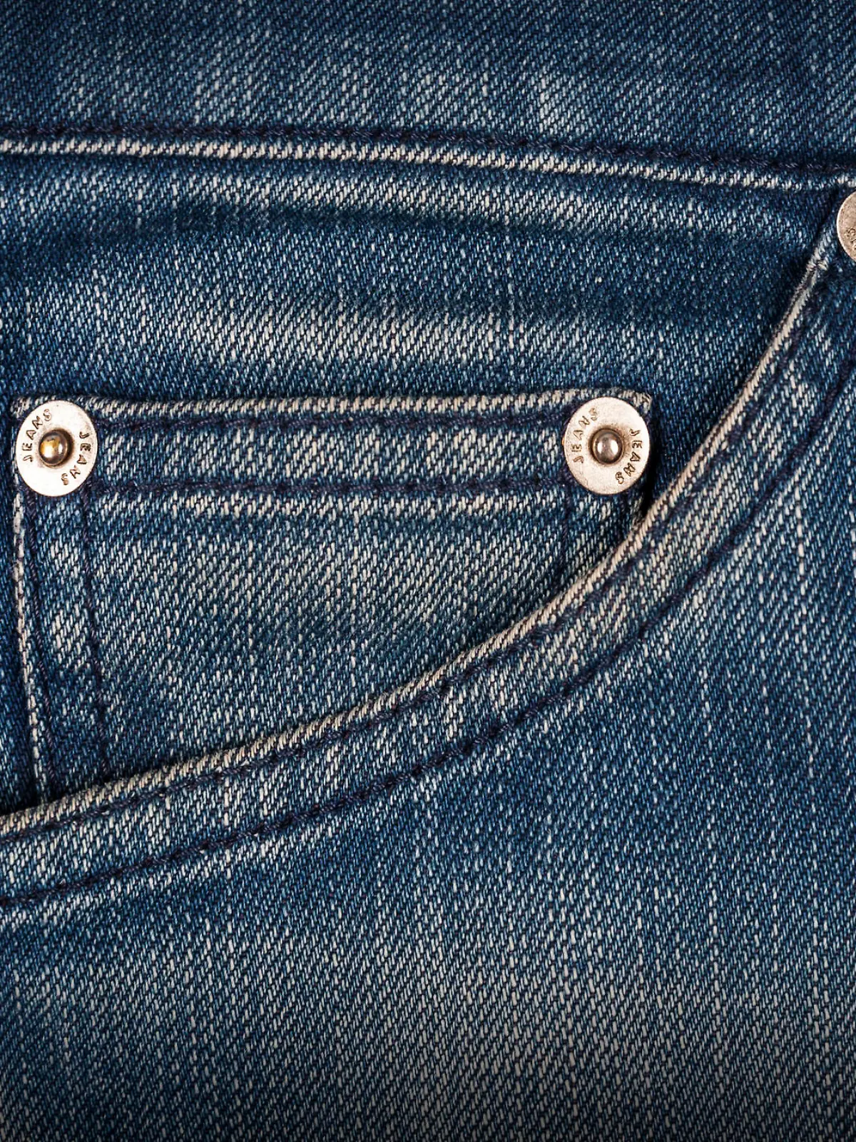 Die fünfte Tasche in der Jeans