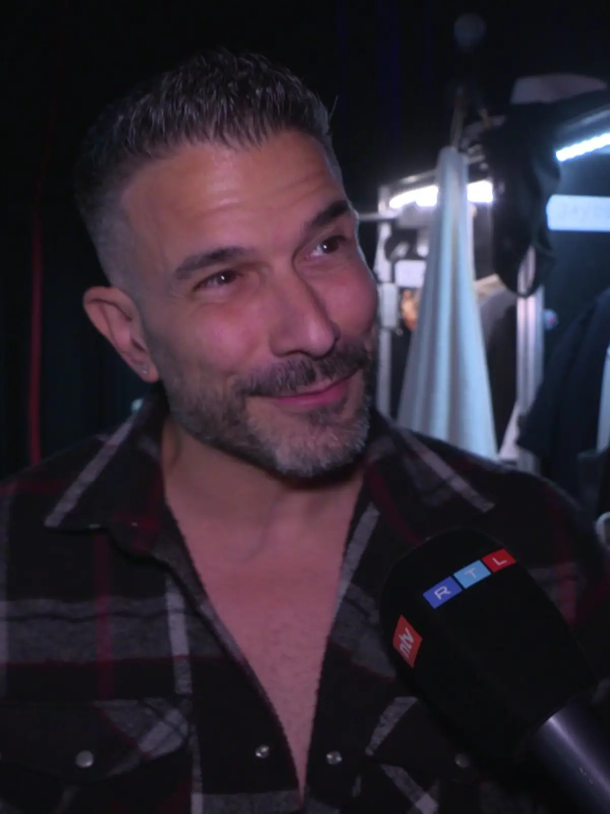Bild zu: "Überraschungsauftritt! Marc Terenzi zurück bei den SIXXPAXX "