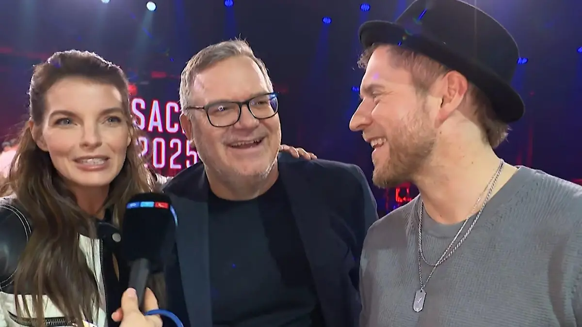 ESC-Vorentscheid-Juroren Yvonne Catterfeld, Elton und Johannes Oerding in Plauderlaune