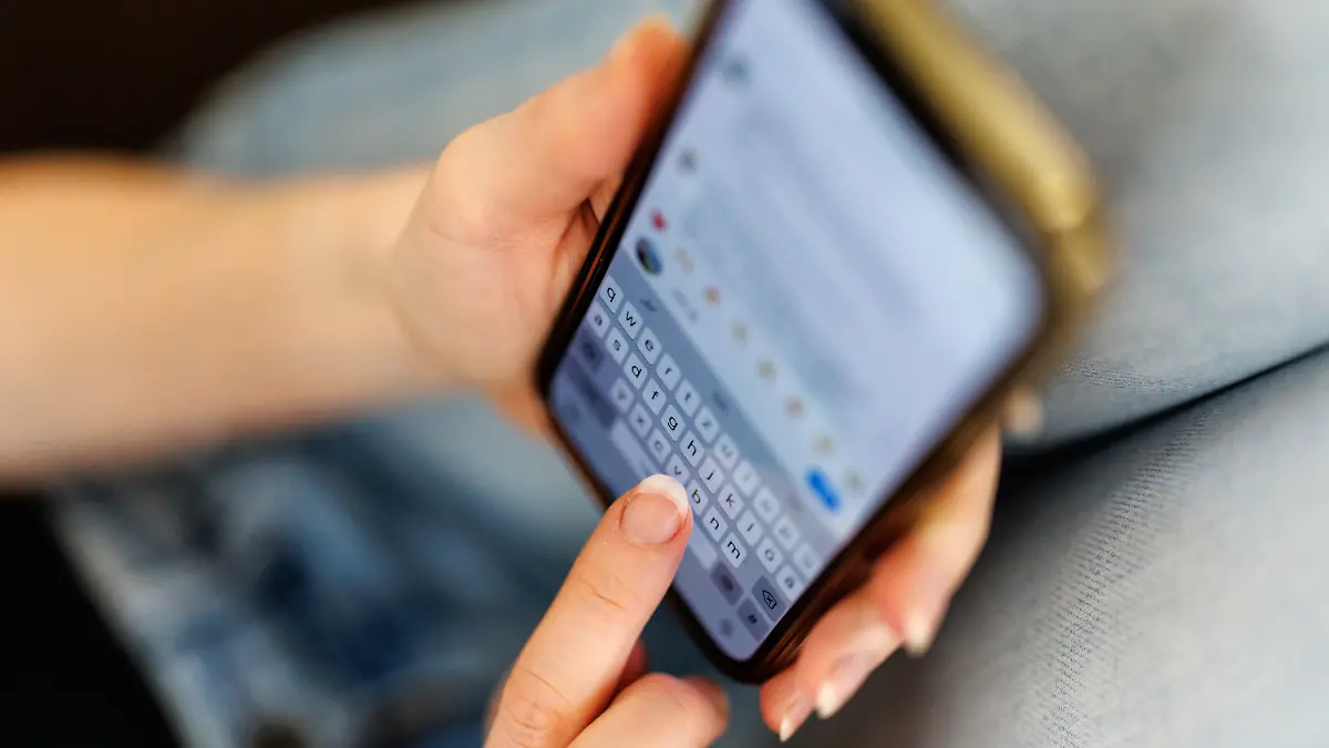 Instagram arbeitet an einer neuen Funktion: dem Dislike-Button in Kommentarspalten.