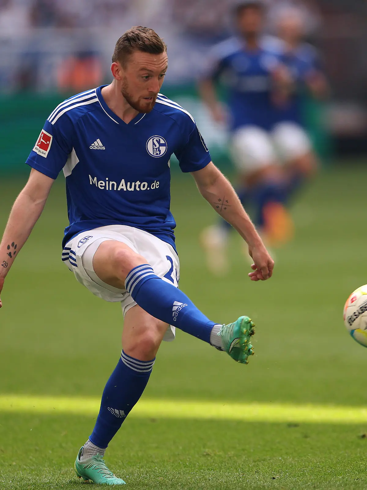 GELSENKIRCHEN, GERMANY - MAY 20: Tobias Mohr of Schalke in action during the Bundesliga match between FC Schalke 04 and Eintracht Frankfurt at Veltins-Arena on May 20, 2023 in Gelsenkirchen, Germany. (Photo by Dean Mouhtaropoulos/Getty Images)