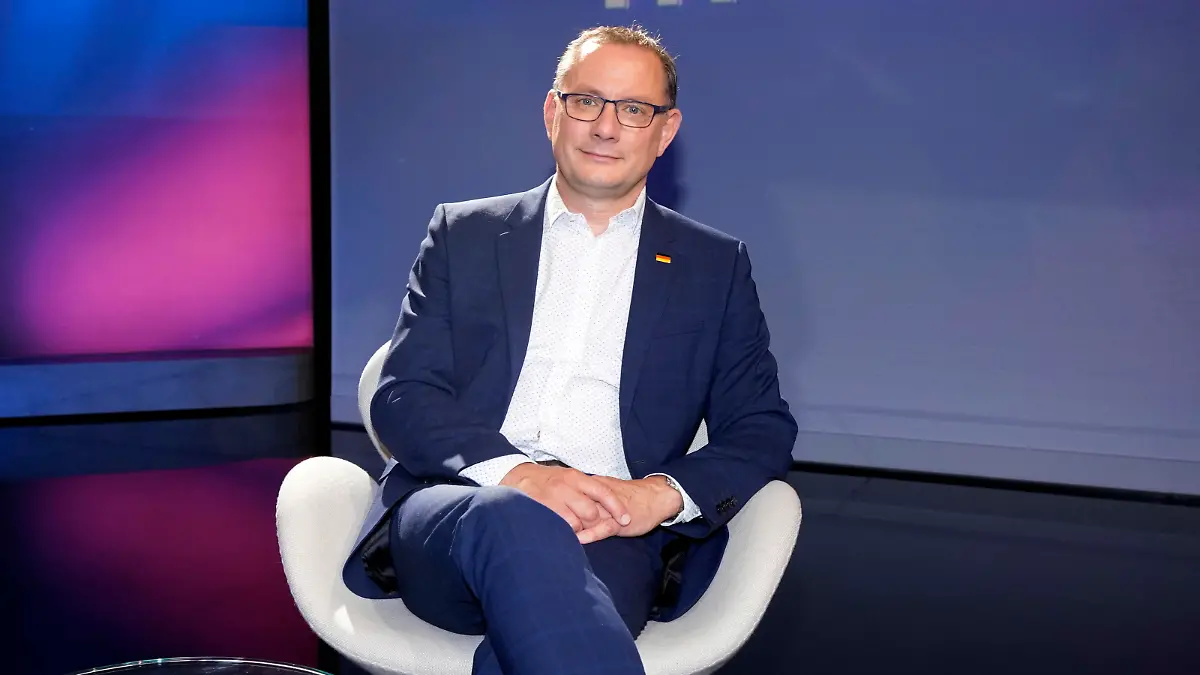 Tino Chrupalla in der ARD-Talkshow 'maischberger' im Studio Berlin Adlershof. Berlin, 21.06.2023