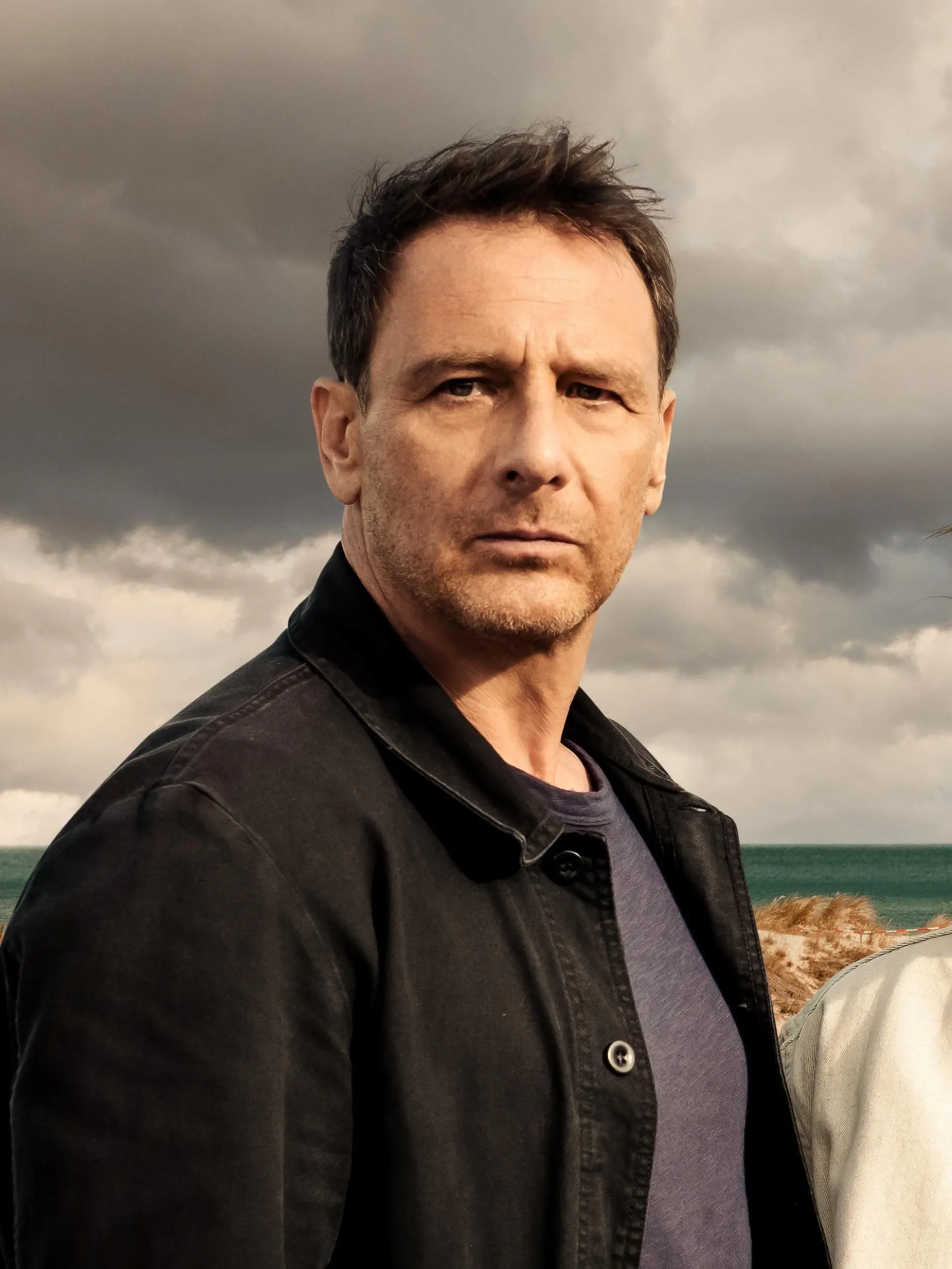 Tjark Wolf (Hendrik Duryn) und Femke Folkmer (Pia Barucki).
