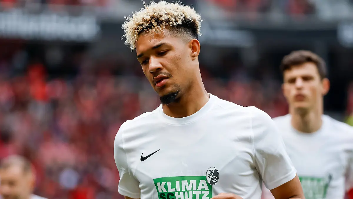 Kenneth Schmidt, der momentan vom SC Freiburg nach Hannover ausgeliehen ist. 