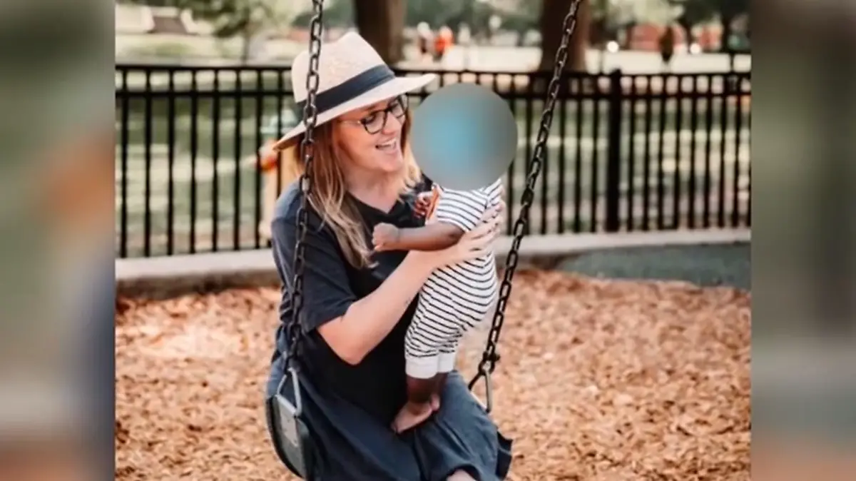Krystena Murray mit dem Baby, von dem sie glaubte, es sei ihres.