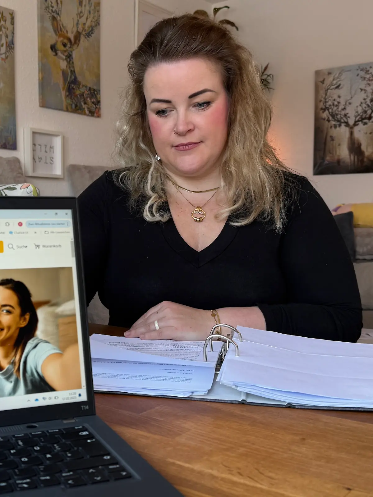 Franzi Wieses Kredit wurde abgelehnt, wegen eines negativen Schufa-Eintrags.