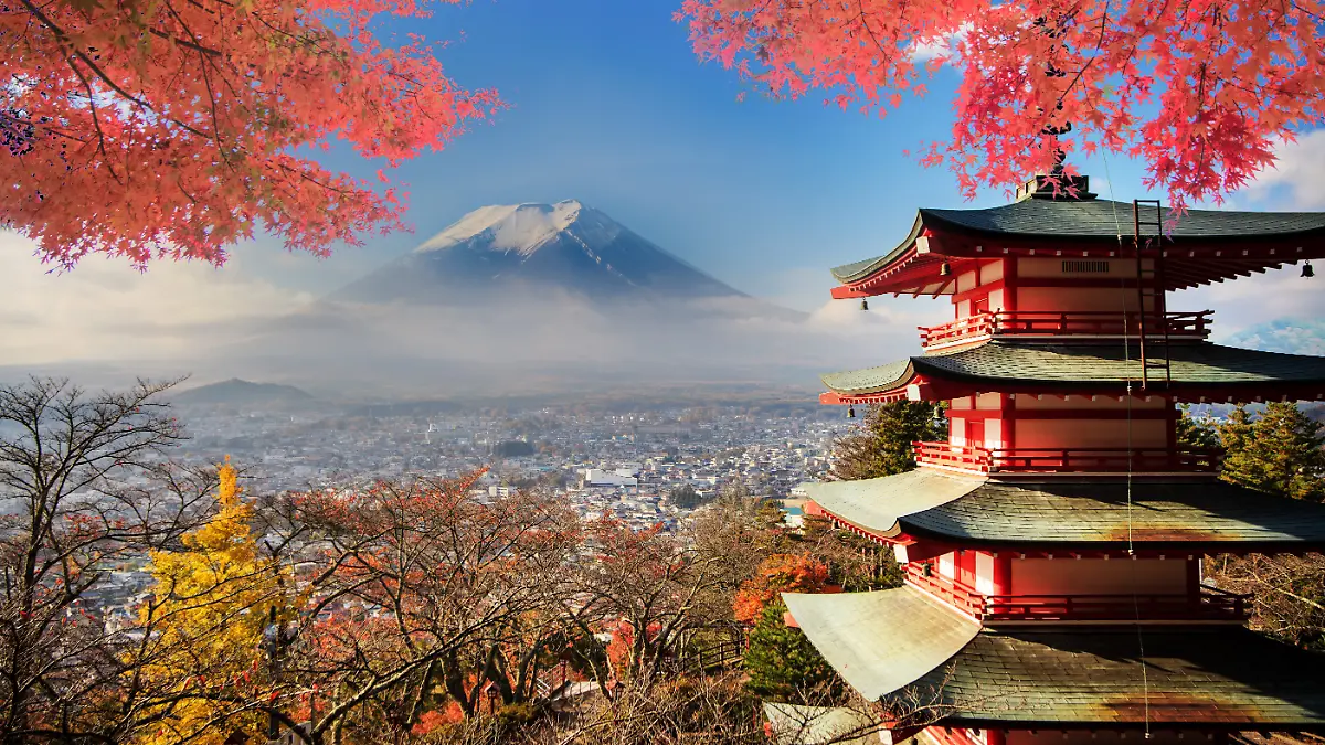 Japan und der Massentourismus: Mit diversen Mitteln sollen Touristen in Schach gehalten werden.