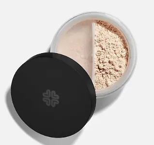 Mineral LSF 15 Foundation von Lily Lolo