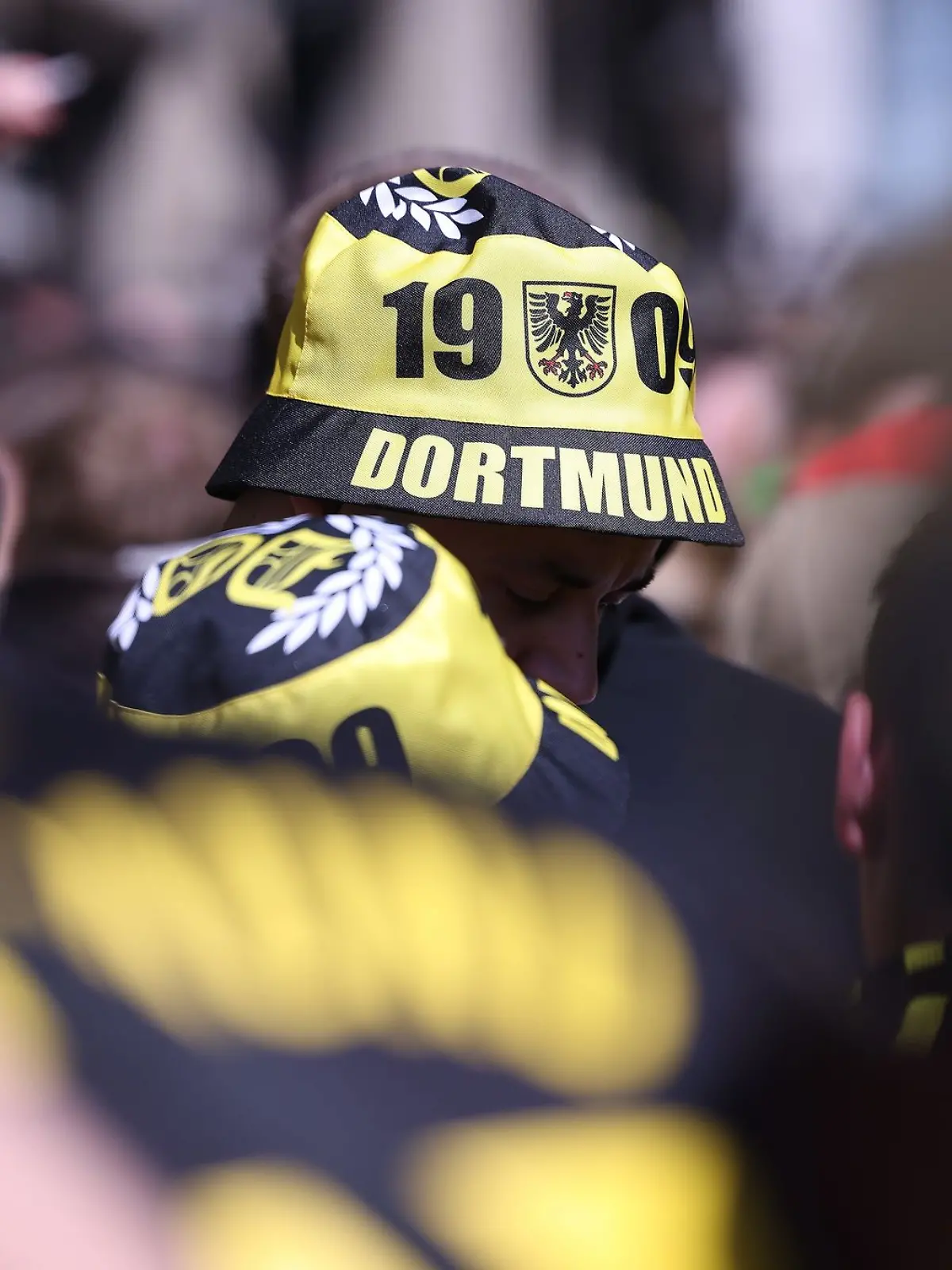 Bild zu: "Helfer stirbt bei Dortmund-Spiel"