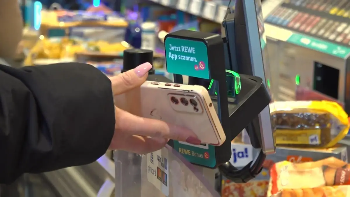 Hacker plündern Rewe-Bonuskonten Supermarkt weist Schuld von sich