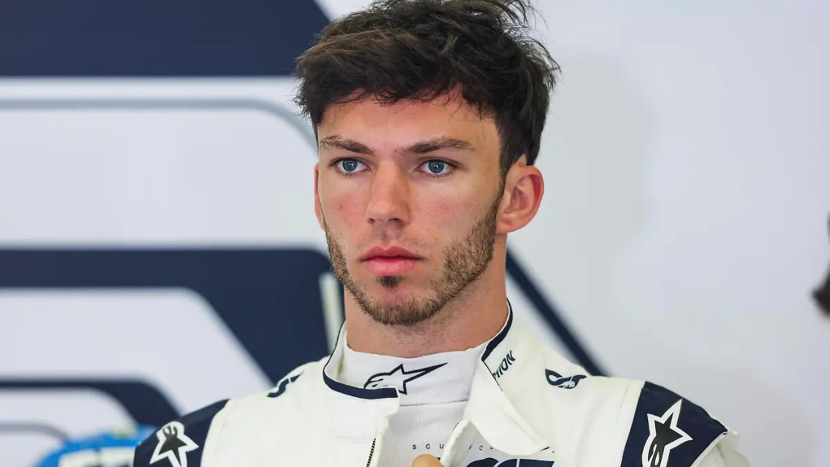 10 Pierre Gasly FRA, Scuderia AlphaTauri, F1 Grand Prix of Bahrain at Bahrain International Circuit on March 18, 2022 in Sakhir, Bahrain. Photo by HOCH ZWEI Sakhir Bahrain *** 10 Pierre Gasly FRA, Scuderia AlphaTauri , F1 Grand Prix of Bahrain at Bahrain International Circuit on March 18, 2022 in Sakhir, Bahrain Photo by HOCH ZWEI Sakhir Bahrain